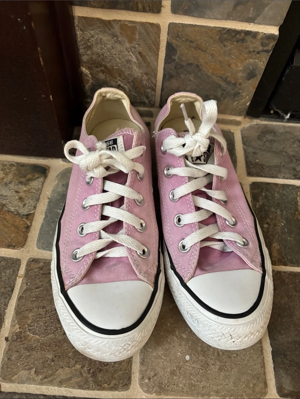 Converse Kids Low Top Canvas Sneakers - Light Pink
